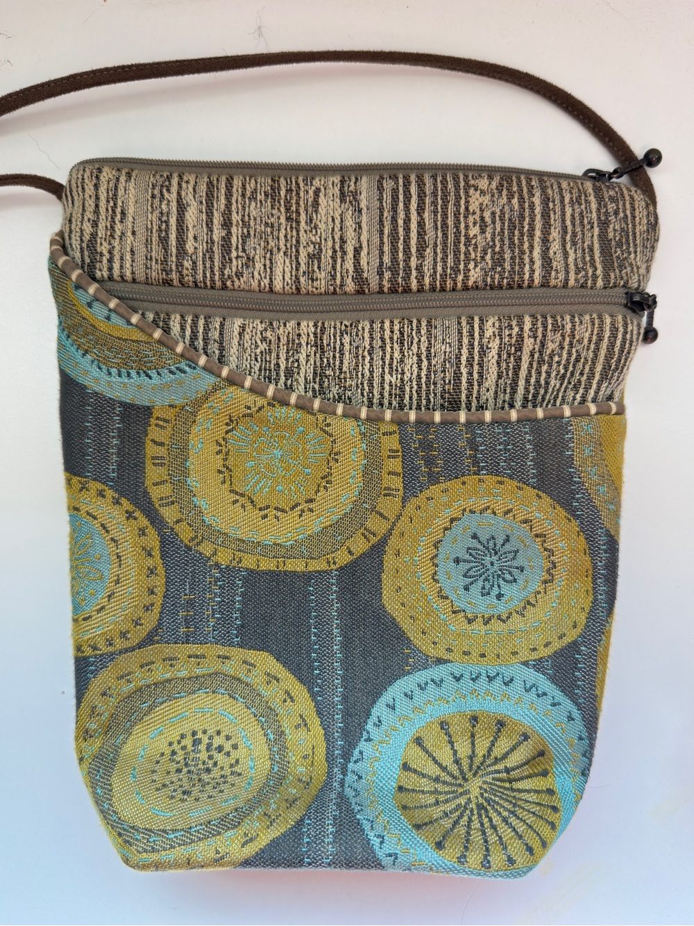 Maruca Sparrow Crossbody in Eclipse Cool EUC